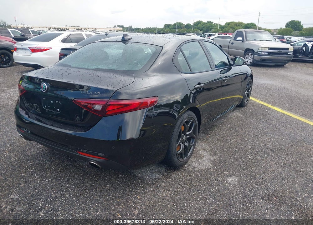 2021 ALFA ROMEO GIULIA RWD VIN: ZARFAMANXM7647498