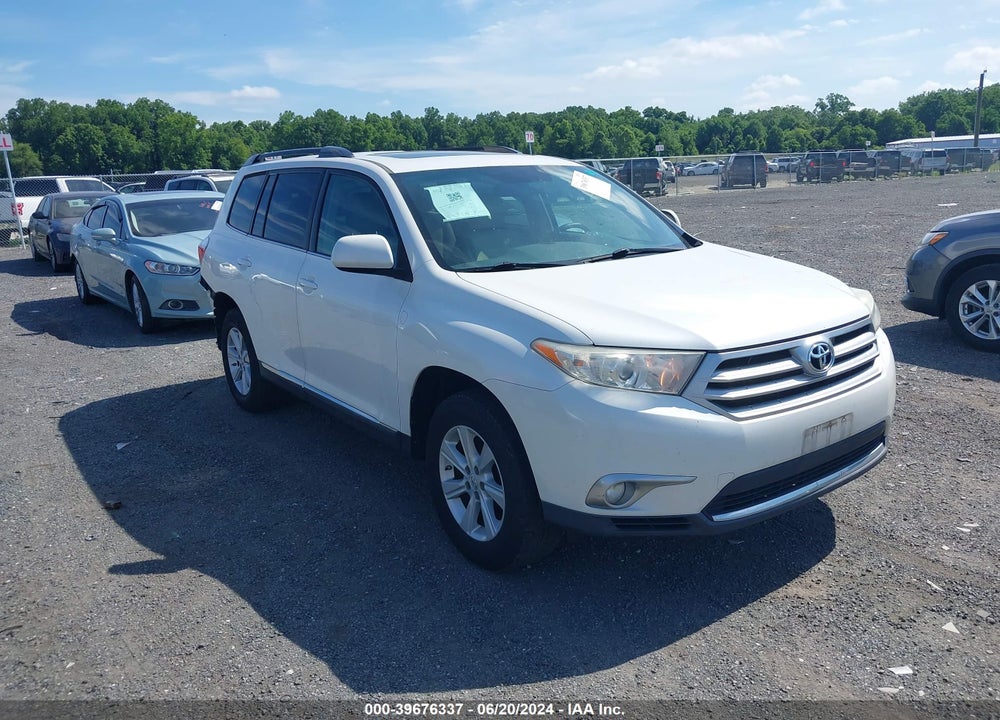 2011 TOYOTA HIGHLANDER SE V6 VIN: 5TDBK3EH7BS061462