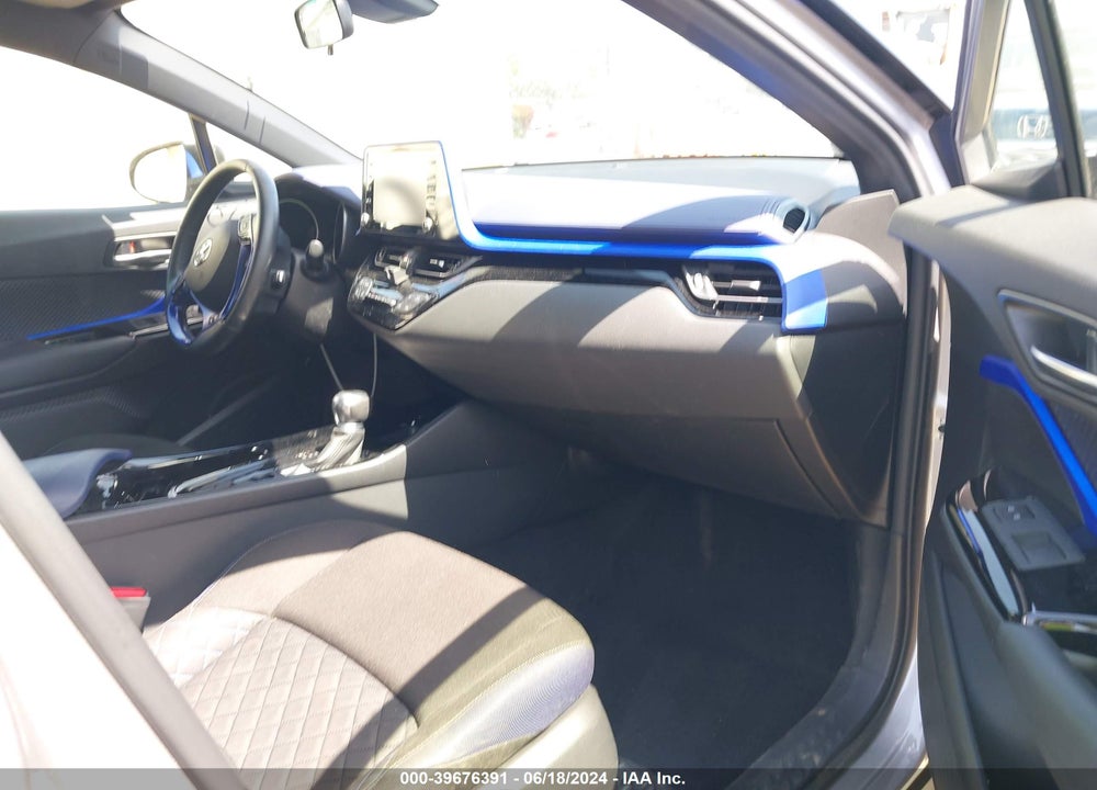2020 TOYOTA C-HR VIN: JTNKHMBX9L1069962