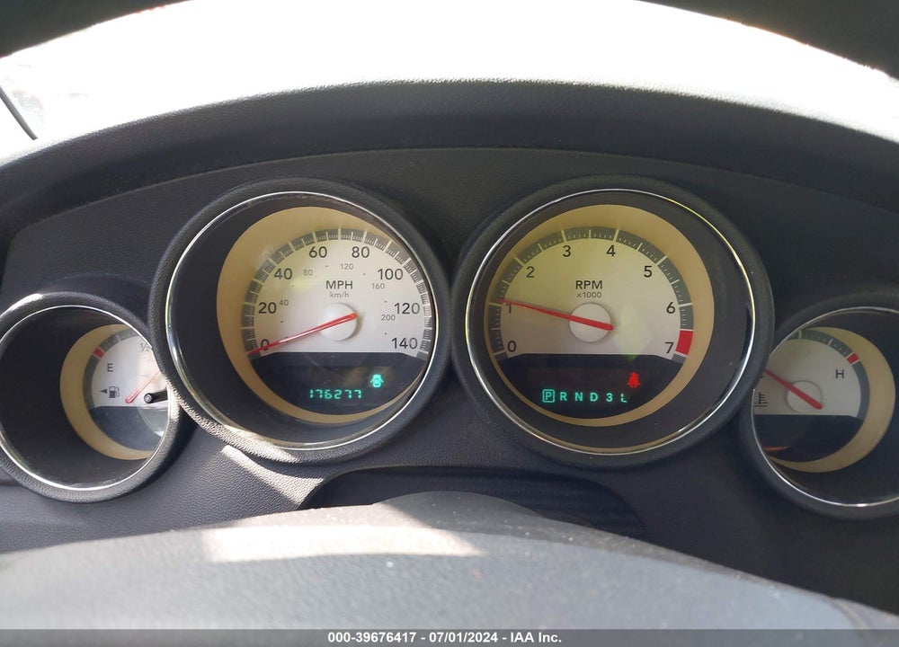 2010 DODGE CHARGER SXT VIN: 2B3CA3CV8AH125197