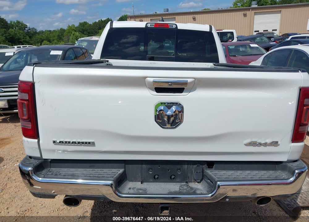 2019 RAM 1500 LAIE  4X4 5'7 BOX VIN: 1C6SRFJT4KN711479