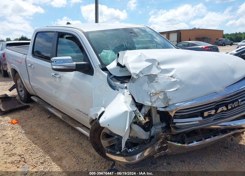 2019 RAM 1500 LAIE  4X4 5'7 BOX VIN: 1C6SRFJT4KN711479