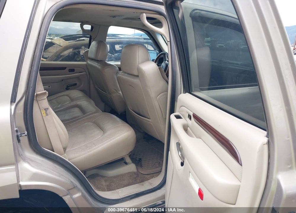 2002 CADILLAC ESCALADE STANDARD VIN: 1GYEK63N72R264559