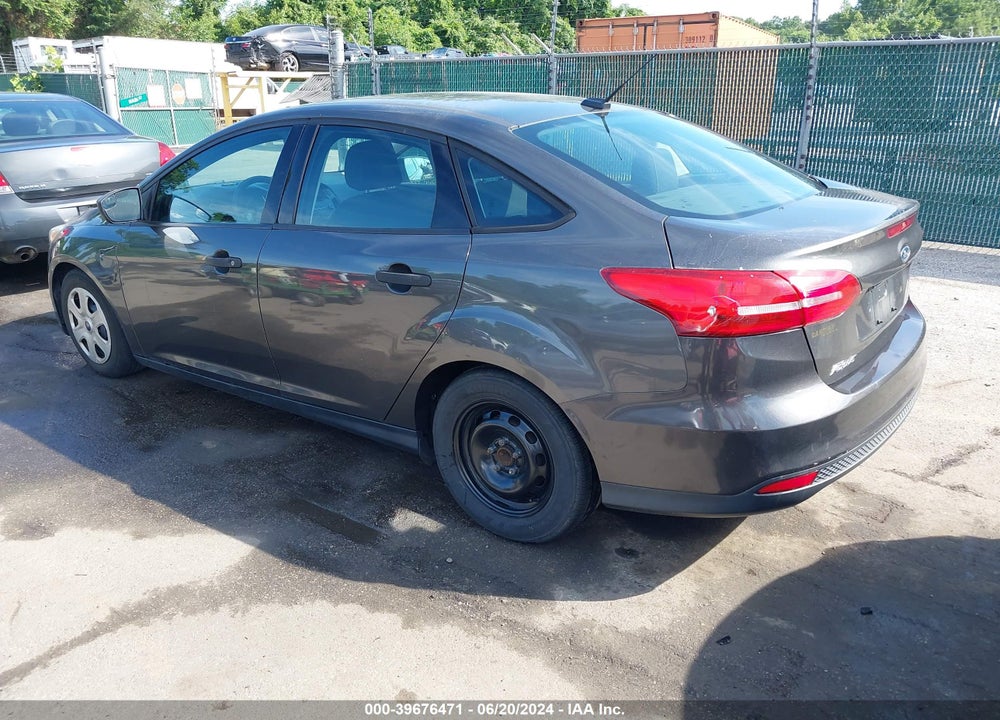2015 FORD FOCUS S VIN: 1FADP3E20FL280024