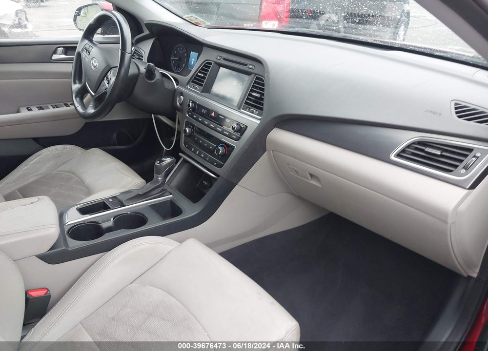 2016 HYUNDAI SONATA SPORT VIN: 5NPE34AF6GH416705