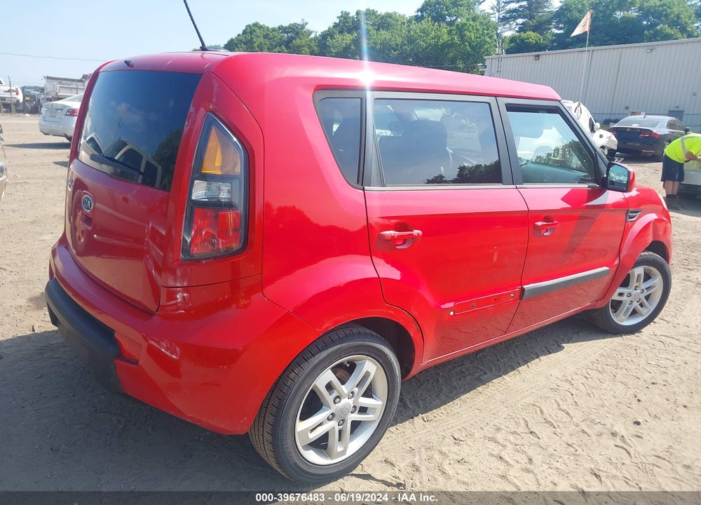 2011 KIA SOUL VIN: KNDJT2A28B7225381