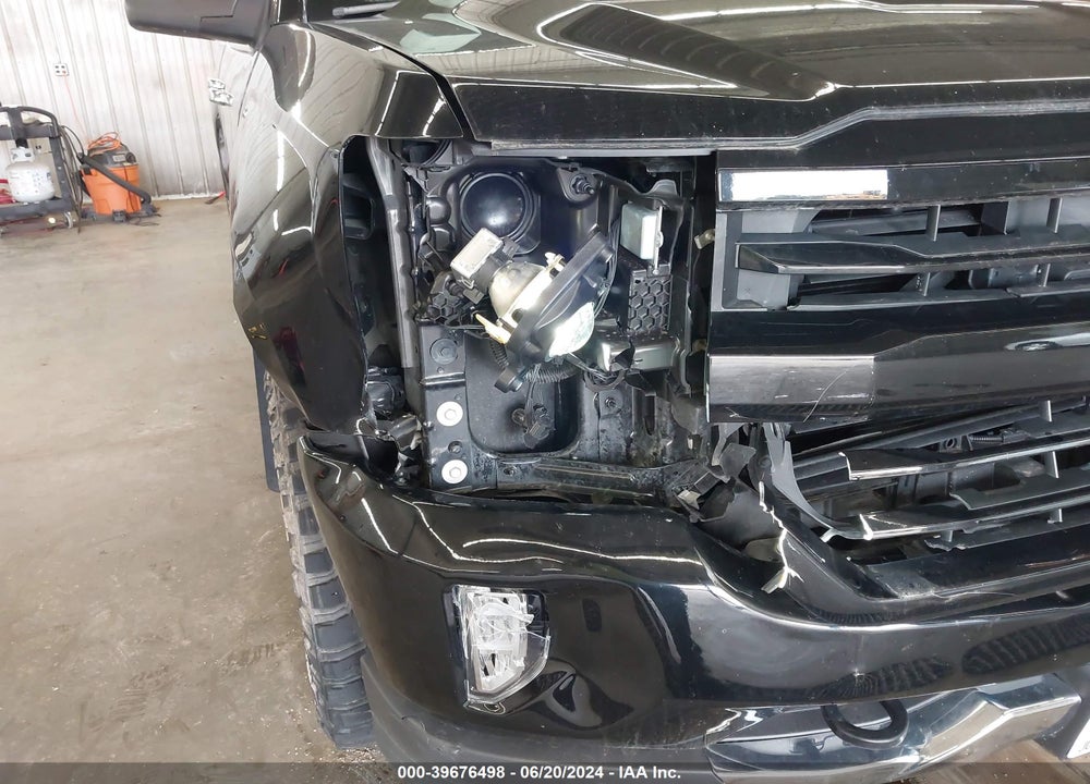 2018 CHEVROLET SILVERADO 1500 2LT VIN: 3GCUKRECXJG642449