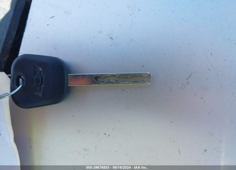 2015 CHEVROLET SILVERADO 1500 VIN: 1GCVKREC8FZ354103