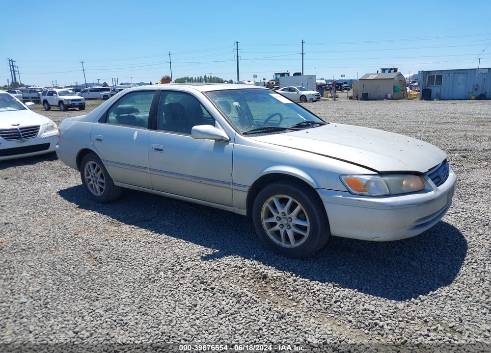 2000 TOYOTA CAMRY XLE V6 VIN: JT2BF28K0Y0241831
