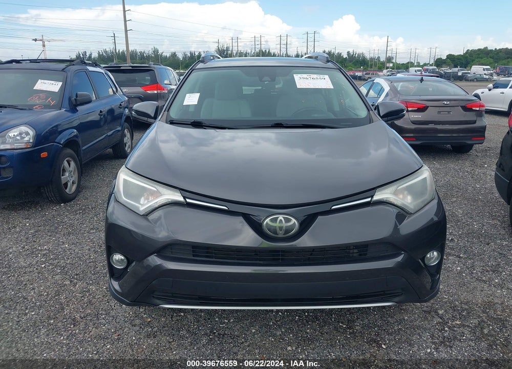2018 TOYOTA RAV4 XLE VIN: 2T3WFREV9JW439762
