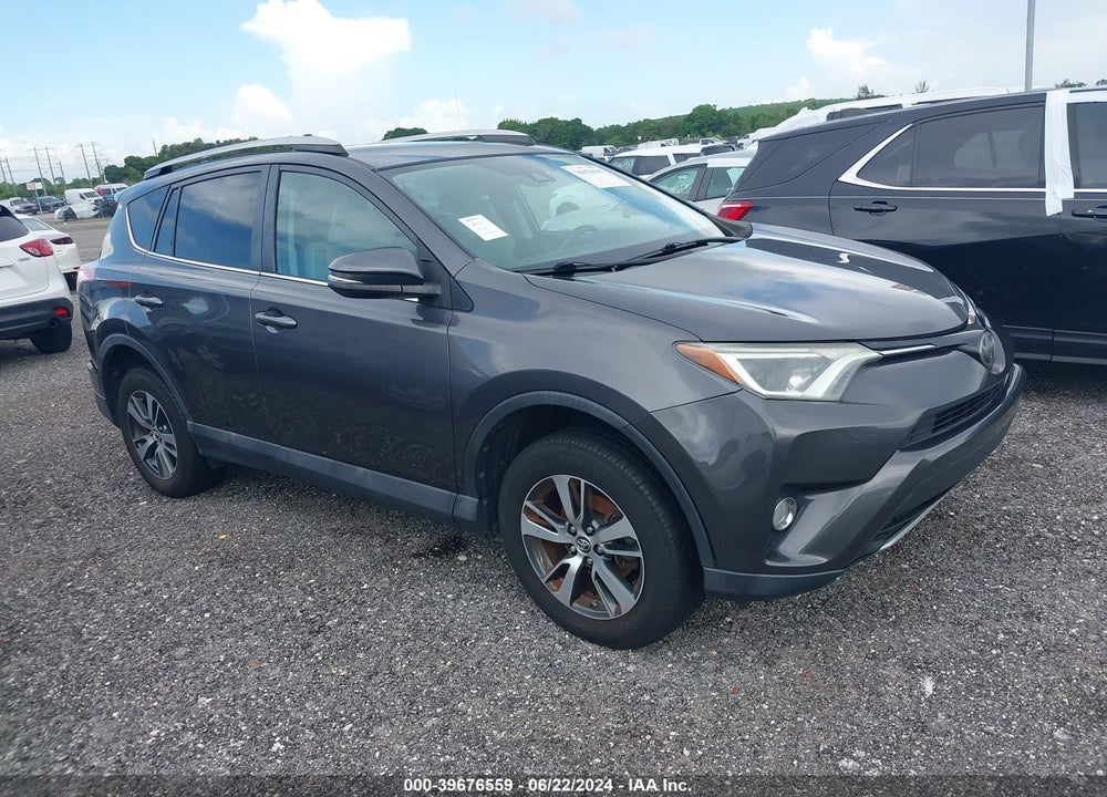 2018 TOYOTA RAV4 XLE VIN: 2T3WFREV9JW439762