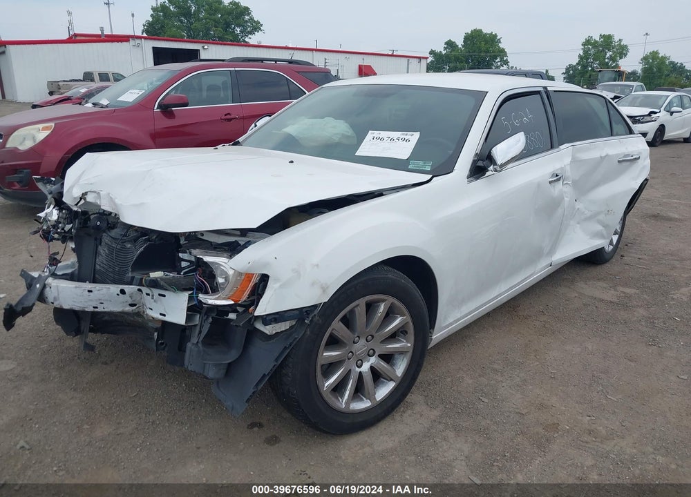 2013 CHRYSLER 300C VIN: 2C3CCAET7DH556051