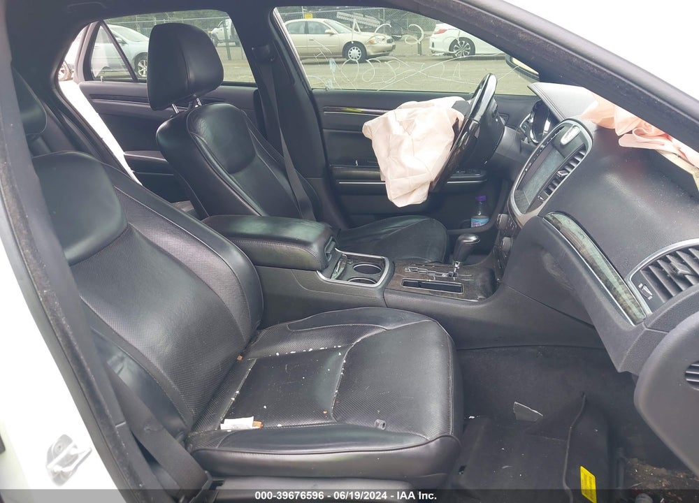 2013 CHRYSLER 300C VIN: 2C3CCAET7DH556051