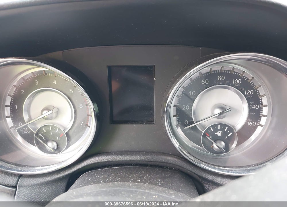 2013 CHRYSLER 300C VIN: 2C3CCAET7DH556051