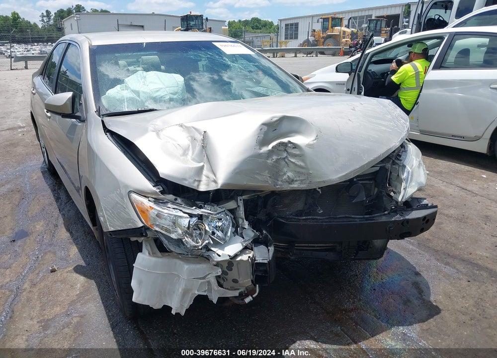2014 TOYOTA CAMRY LE VIN: 4T1BF1FK6EU851317