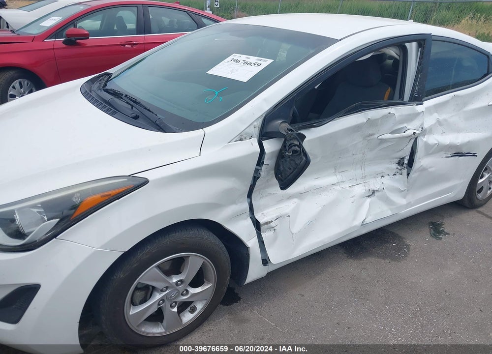 2014 HYUNDAI ELANTRA VIN: 5NPDH4AEXEH522155