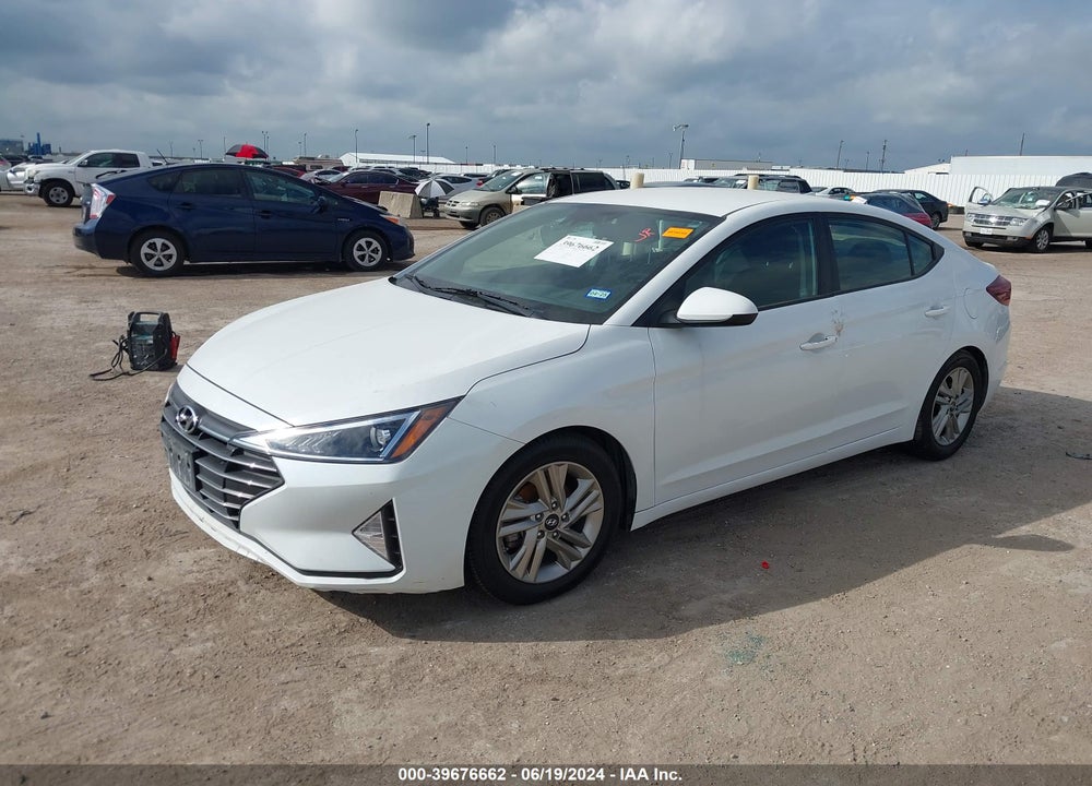2019 HYUNDAI ELANTRA SEL VIN: 5NPD84LFXKH495539