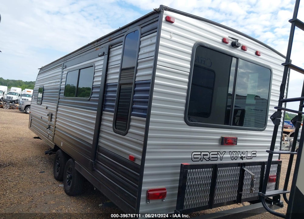 2022 FOREST RIVER GREY WOLF M-22MKSE VIN: 4X4TCKY29NK082807