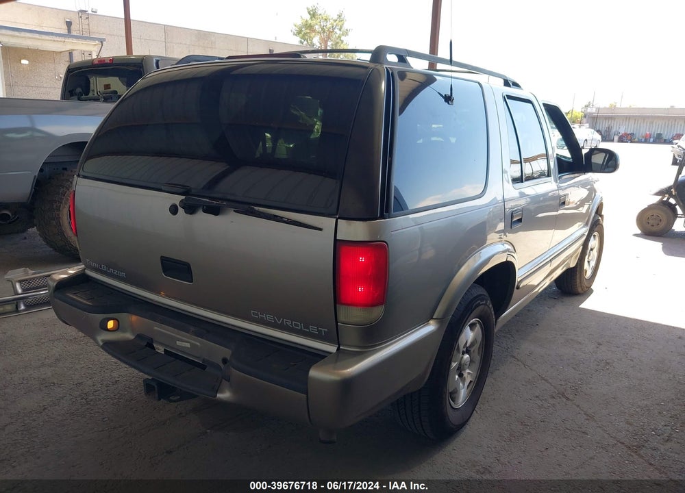 2001 CHEVROLET BLAZER TRAILBLAZER VIN: 1GNDT13W412146557