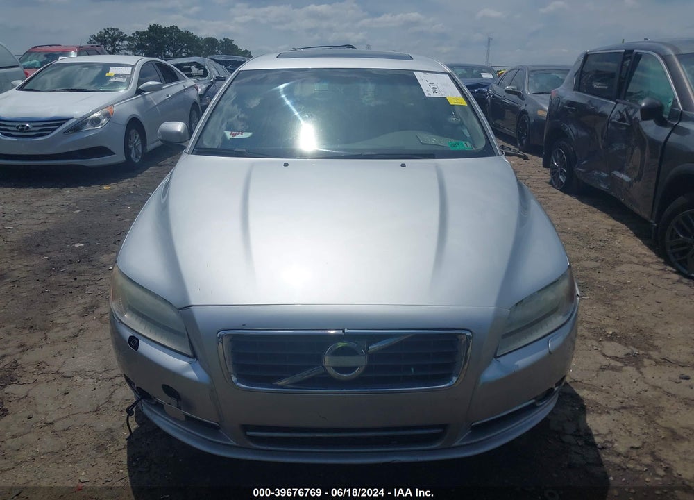2010 VOLVO S80 3.2 VIN: YV1982AS8A1115804