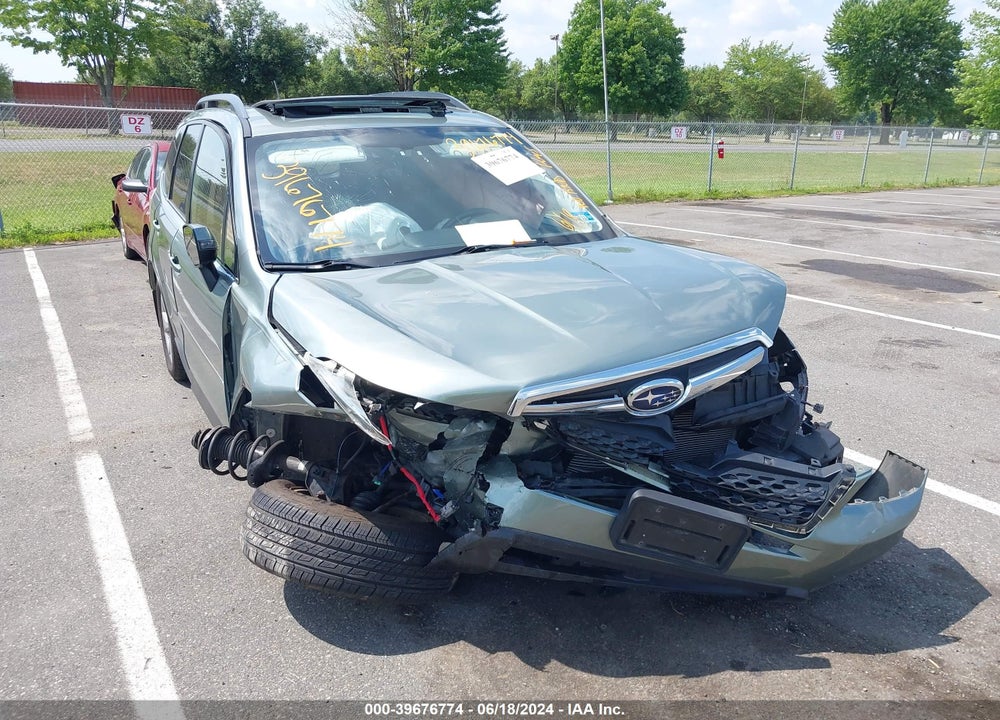 2014 SUBARU FORESTER 2.5I TOURING VIN: JF2SJAMC9EH490884