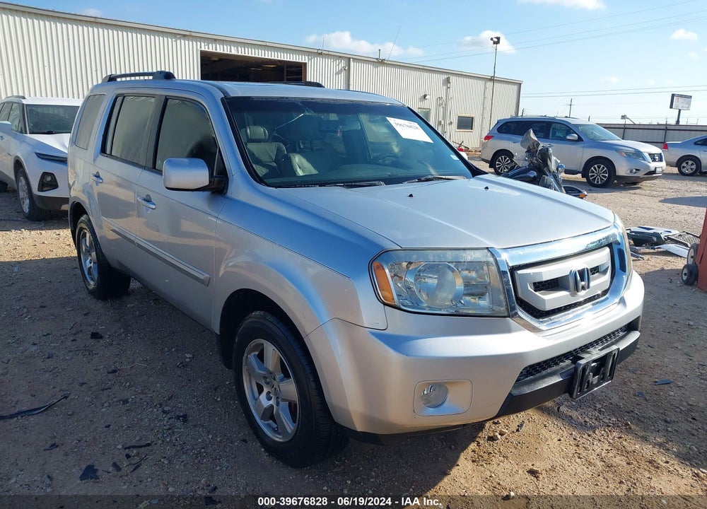 2011 HONDA PILOT EX-L VIN: 5FNYF3H60BB016750