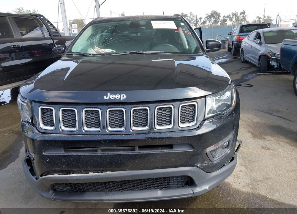 2018 JEEP COMPASS LATITUDE 4X4 VIN: 3C4NJDBB2JT349691