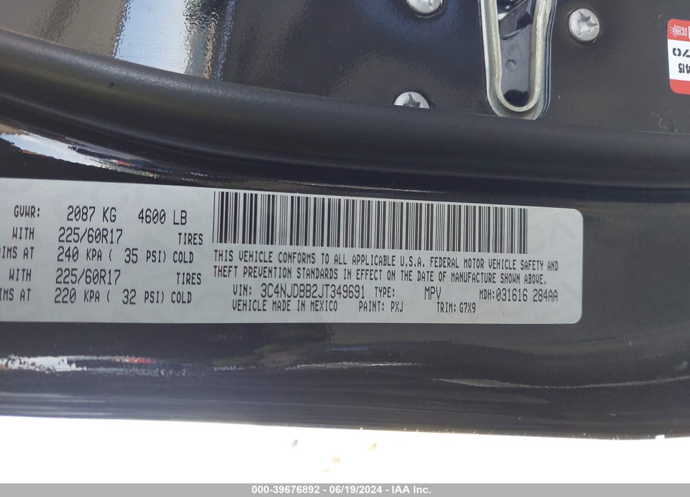 2018 JEEP COMPASS LATITUDE 4X4 VIN: 3C4NJDBB2JT349691