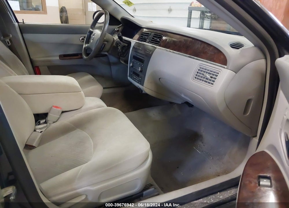 2008 BUICK LACROSSE CX VIN: 2G4WC582181173736