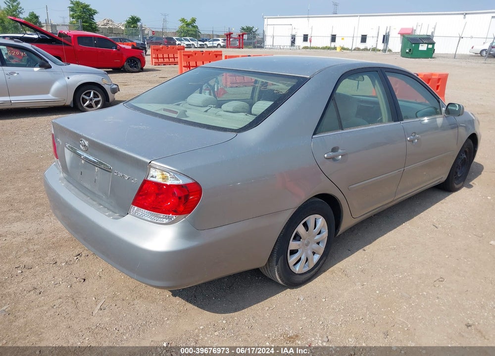 2005 TOYOTA CAMRY LE VIN: 4T1BE32KX5U537562