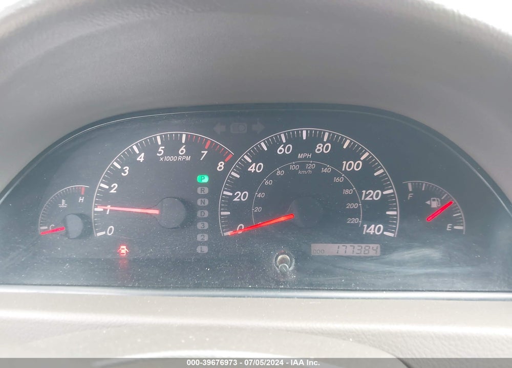 2005 TOYOTA CAMRY LE VIN: 4T1BE32KX5U537562