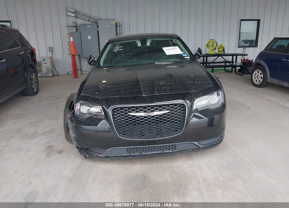 2018 CHRYSLER 300 TOURING VIN: 2C3CCAAG3JH249920