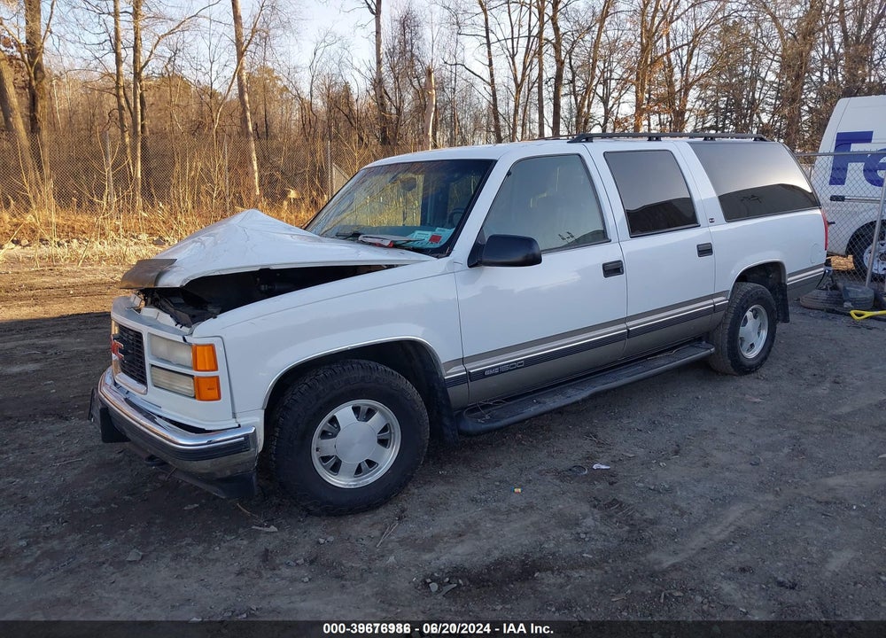 1999 GMC SUBURBAN 1500 SL VIN: 1GKEC16R5XJ761995