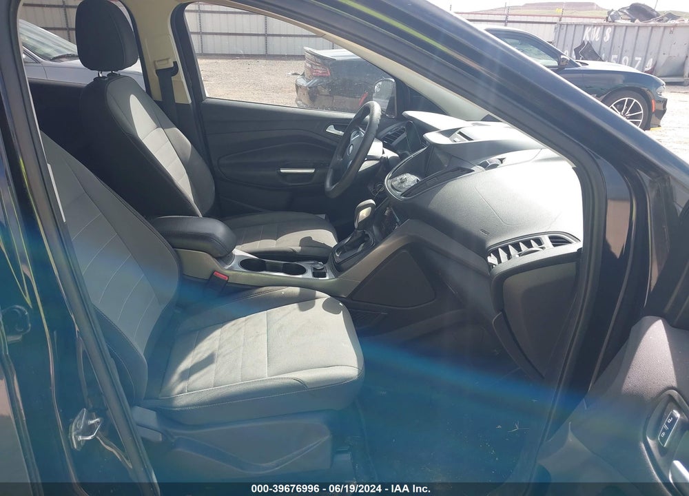 2016 FORD ESCAPE SE VIN: 1FMCU9G91GUB36839