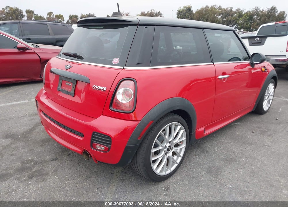 2012 MINI COOPER VIN: WMWSU3C51CT186508
