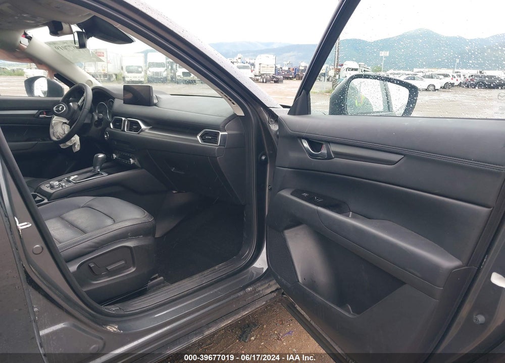 2023 MAZDA CX-5 2.5 S PREFERRED VIN: JM3KFBCM3P0177709