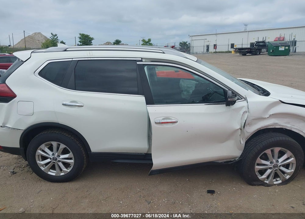 2018 NISSAN ROGUE S VIN: 5N1AT2MV7JC779759