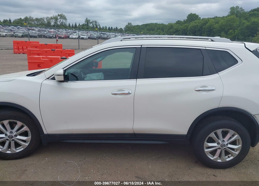 2018 NISSAN ROGUE S VIN: 5N1AT2MV7JC779759