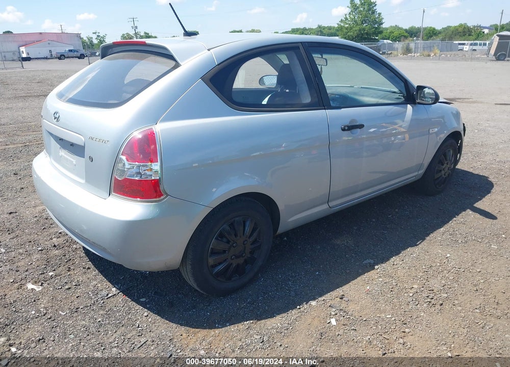 2009 HYUNDAI ACCENT GS VIN: KMHCM36C09U110276
