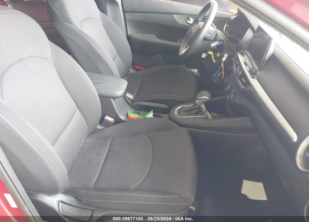2020 KIA FORTE LXS VIN: 3KPF24AD8LE233844