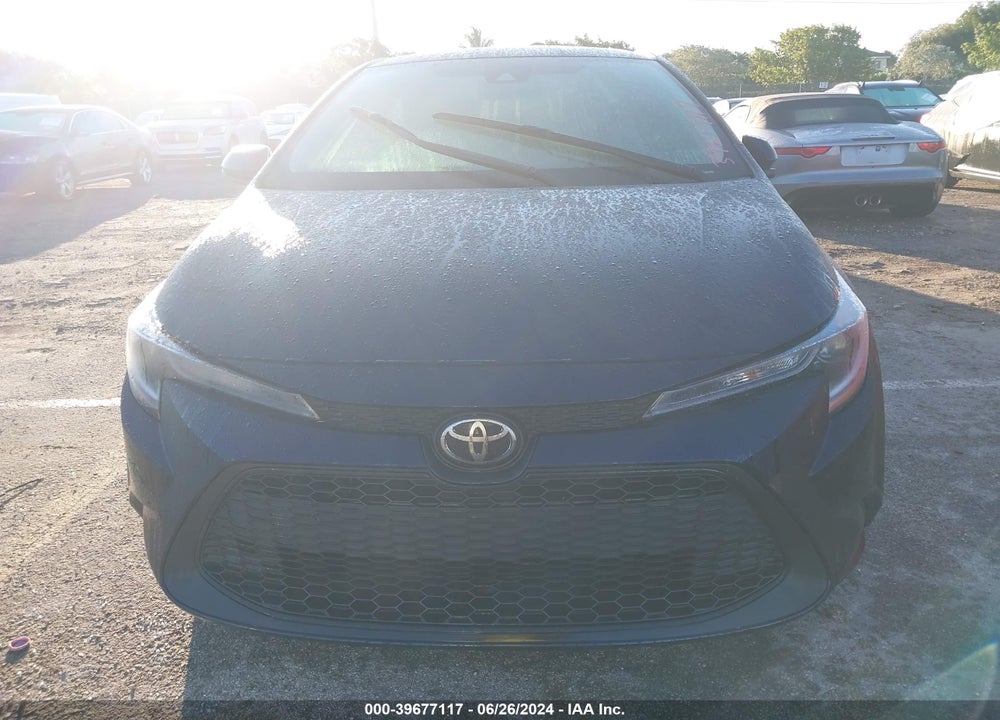 2022 TOYOTA COROLLA LE VIN: 5YFEPMAE6NP388318