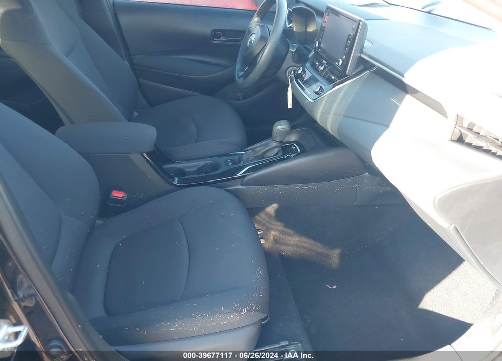 2022 TOYOTA COROLLA LE VIN: 5YFEPMAE6NP388318