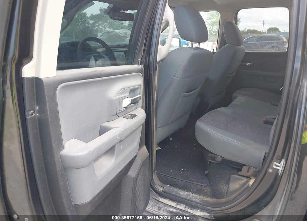 2018 RAM 1500 SLT VIN: 1C6RR7GT1JS112258