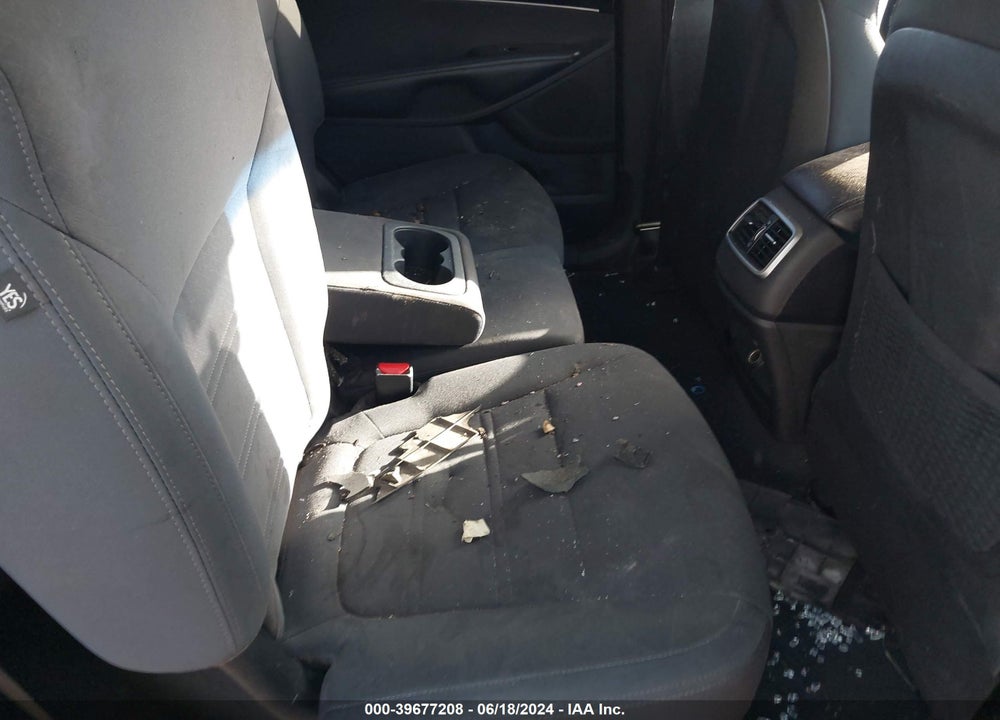 2019 KIA SORENTO 2.4L L VIN: 5XYPG4A34KG579520