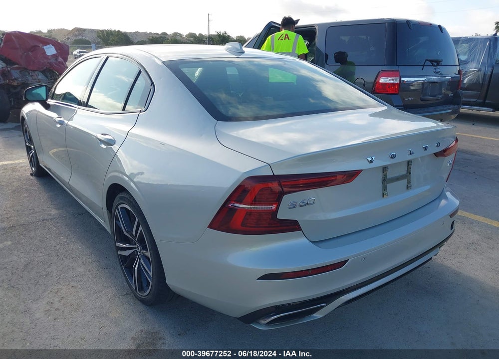 2019 VOLVO S60 T5 R-DESIGN VIN: 7JR102FM3KG015517