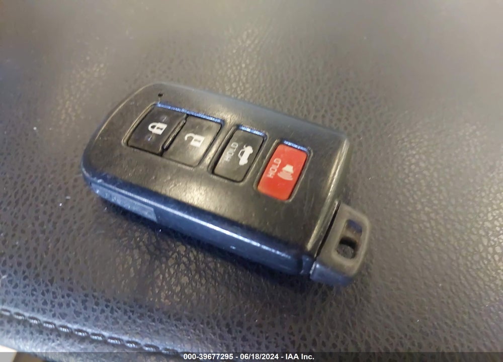 2014 TOYOTA COROLLA S PLUS VIN: 2T1BURHE5EC015575