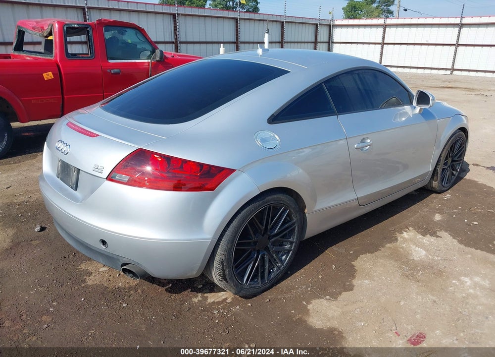 2008 AUDI TT 3.2 VIN: TRUDD38J881000523