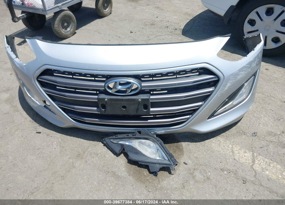 2016 HYUNDAI ELANTRA GT VIN: KMHD35LH8GU258501