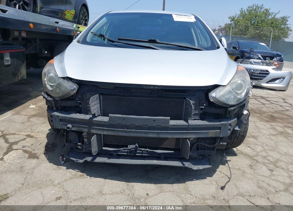 2016 HYUNDAI ELANTRA GT VIN: KMHD35LH8GU258501