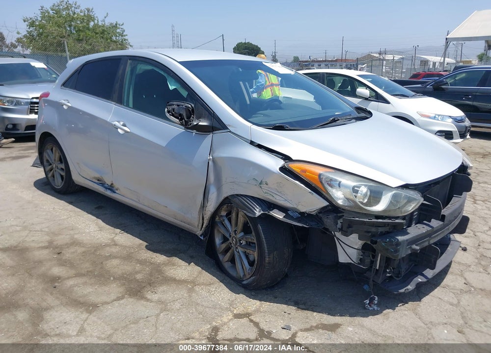 2016 HYUNDAI ELANTRA GT VIN: KMHD35LH8GU258501